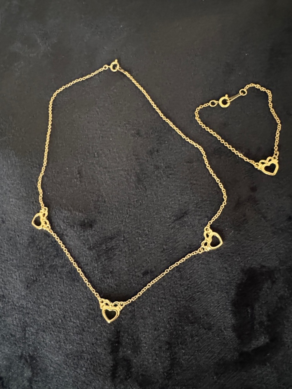 Avon Gold Heart Link Necklace and Bracelet Set